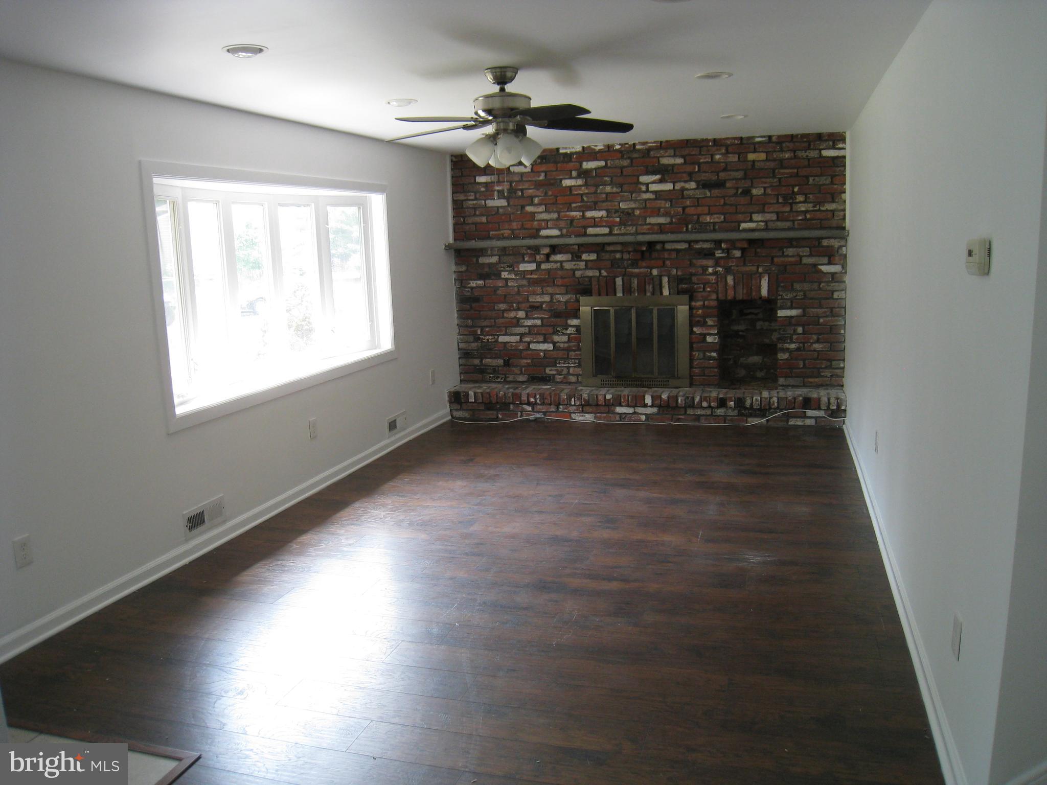 233 Winding Way Road Stratford, NJ 08084 - Photo 9 of 29