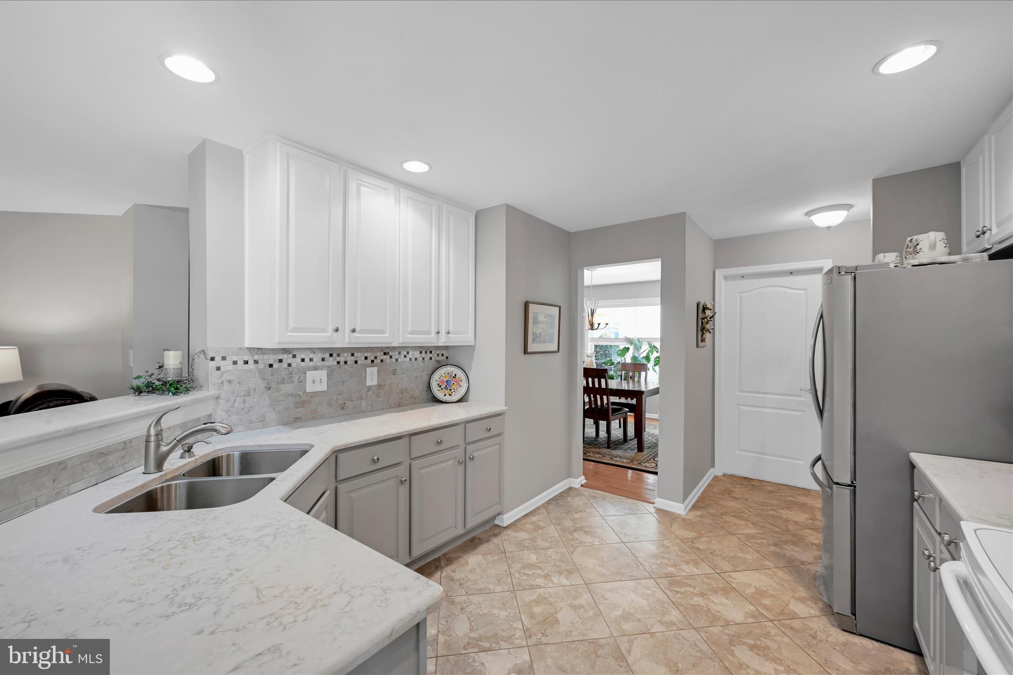 115 Hawk Valley Lane Denver, PA 17517 - Photo 20 of 43 Kitchen