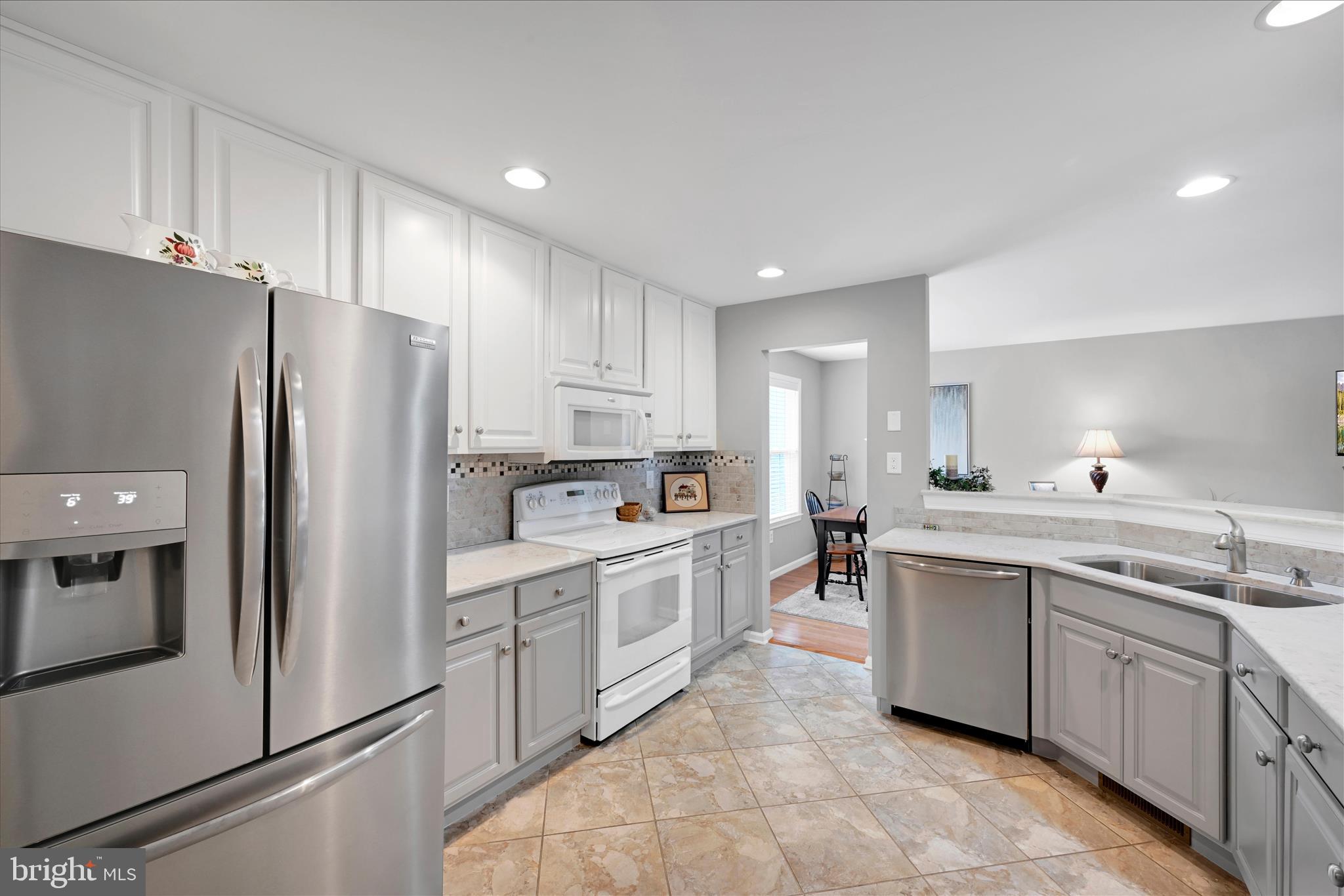 115 Hawk Valley Lane Denver, PA 17517 - Photo 21 of 43 Kitchen
