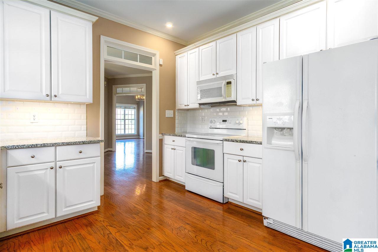 131 Warwick Circle Alabaster, AL 35007 - Photo 13 of 29