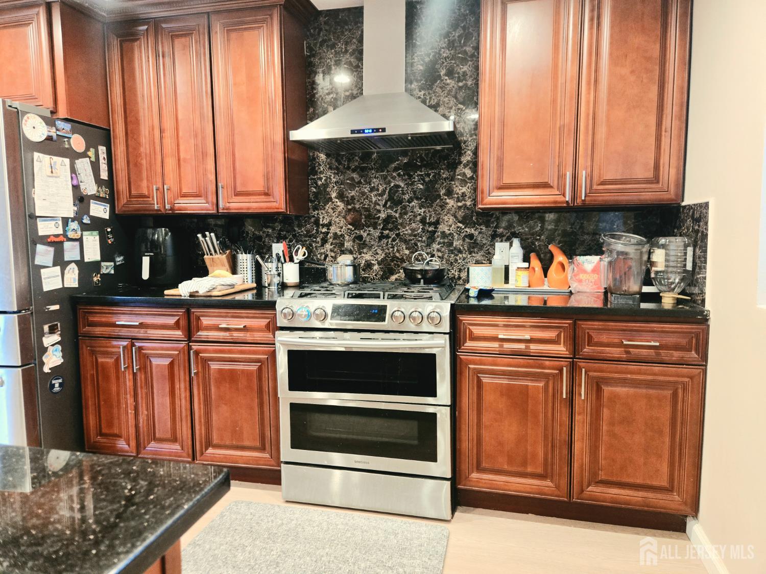35 Clark Avenue Edison, NJ 08817 - Photo 20 of 35