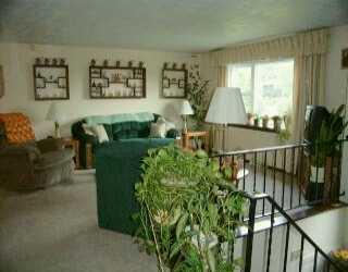 1742 Washington Road Apollo, PA 15613 - Photo 7 of 8 Living Room.