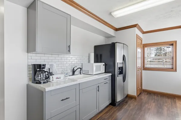 $250,000 | 6201 South Cowan Road, Muncie, IN 47302