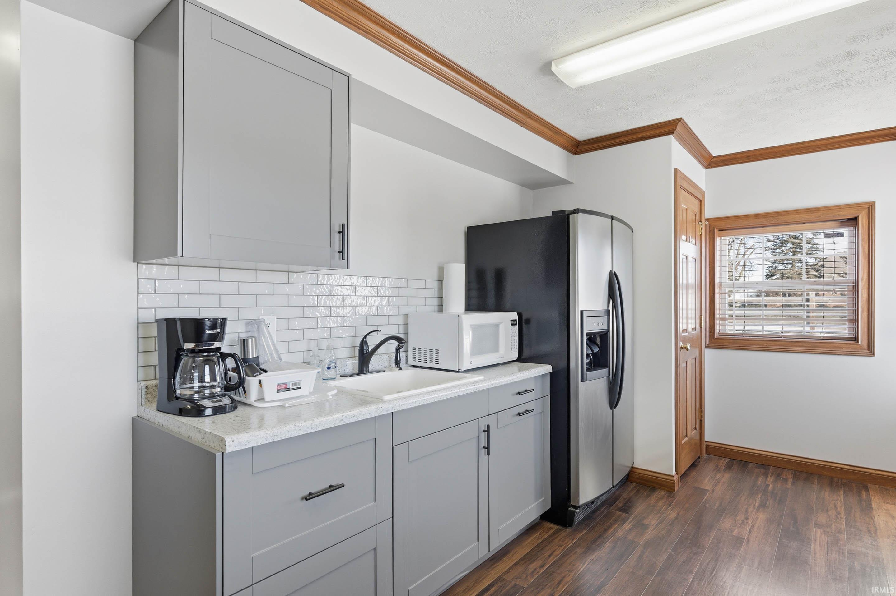 6201 South Cowan Road Muncie, IN 47302 - Photo 16 of 35