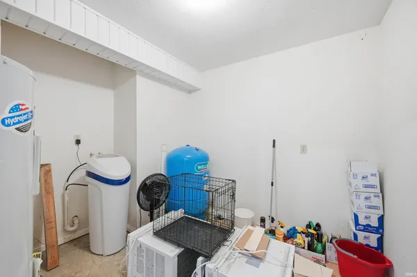 $250,000 | 6201 South Cowan Road, Muncie, IN 47302