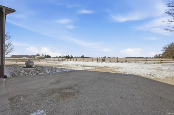 $250,000 | 6201 South Cowan Road, Muncie, IN 47302