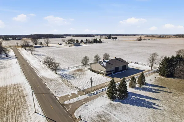 $250,000 | 6201 South Cowan Road, Muncie, IN 47302