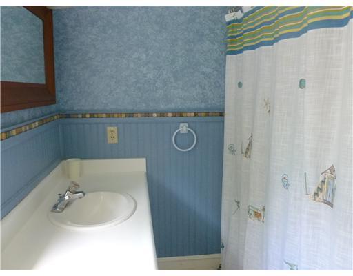 28 Spruce Shore Road Harpswell, ME 04079 - Photo 12 of 25 Bathroom.