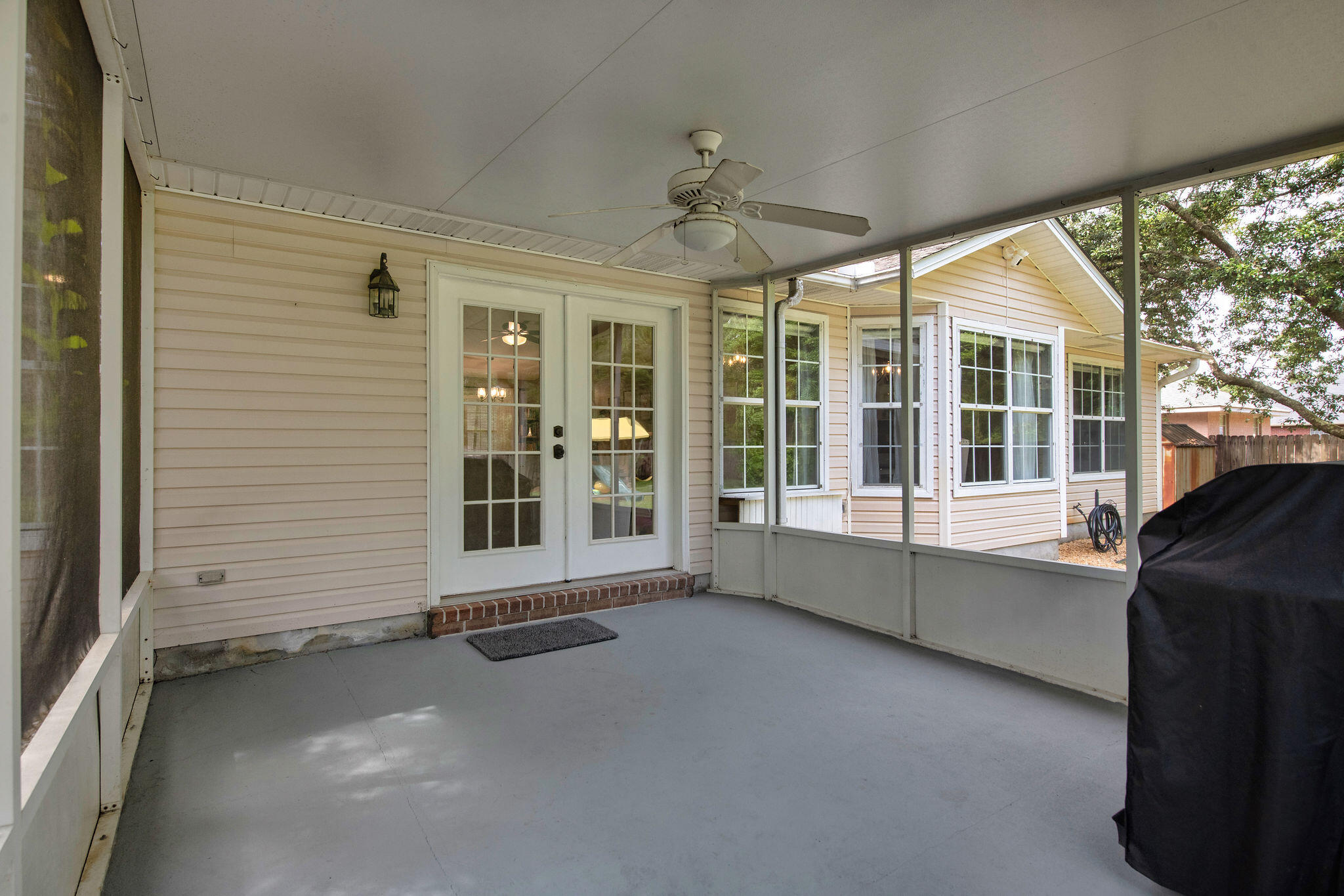 7682 Manatee Street Navarre, FL 32566 - Photo 33 of 41 Manatee-31