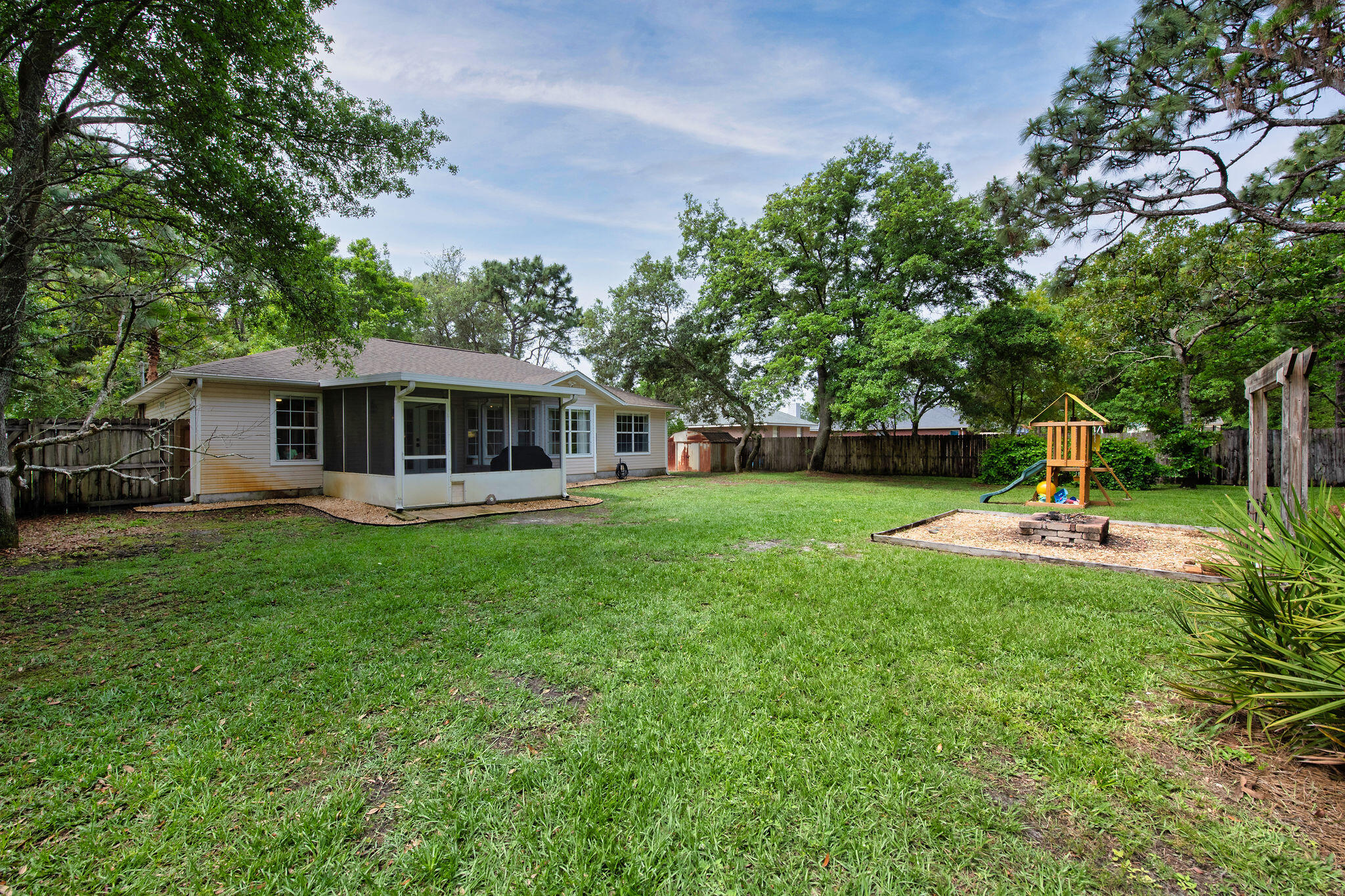 7682 Manatee Street Navarre, FL 32566 - Photo 36 of 41 Manatee-34