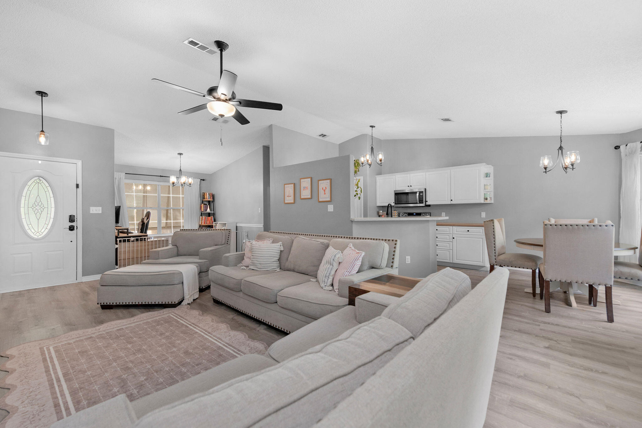 7682 Manatee Street Navarre, FL 32566 - Photo 5 of 41 Manatee-25-4