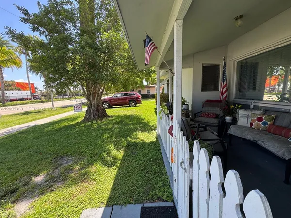 $545,000 | 91 Fronton Boulevard, Dania Beach, FL 33004