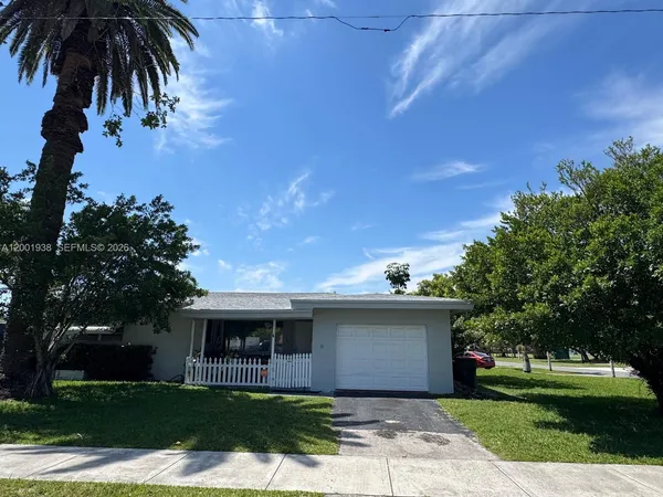 $545,000 | 91 Fronton Boulevard, Dania Beach, FL 33004