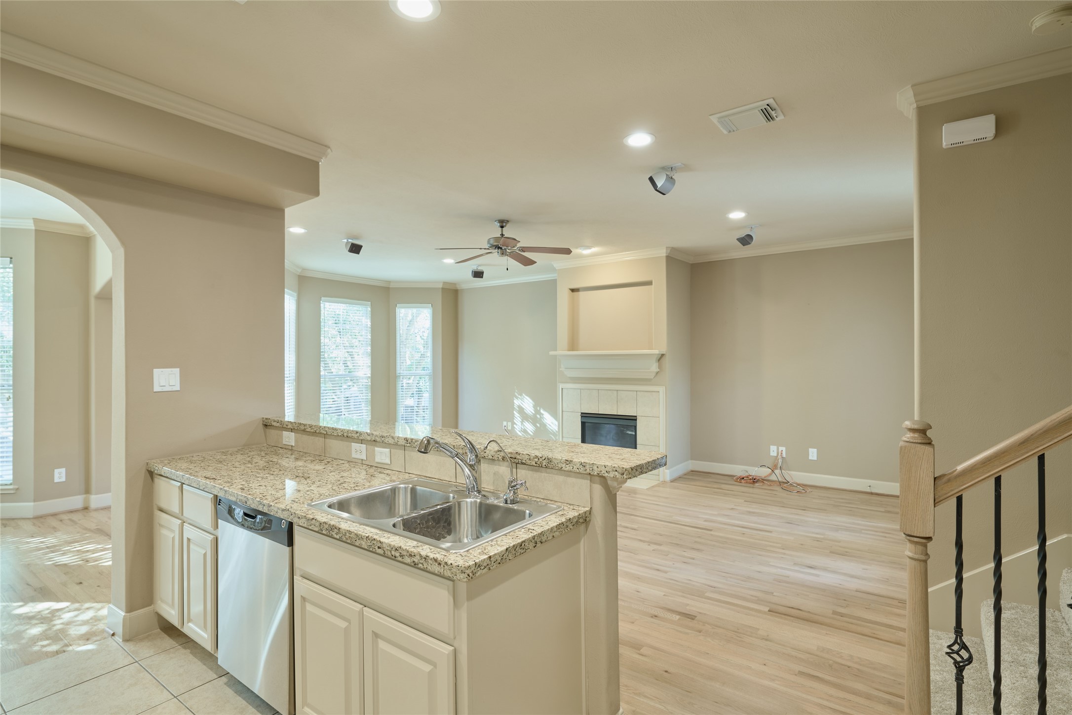 5612 Lacy Street Houston, TX 77007 - Photo 9 of 22