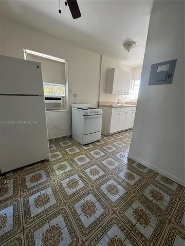 $1,550 | 3690 Southwest 14th Street, Unit 1, Miami, FL 33145