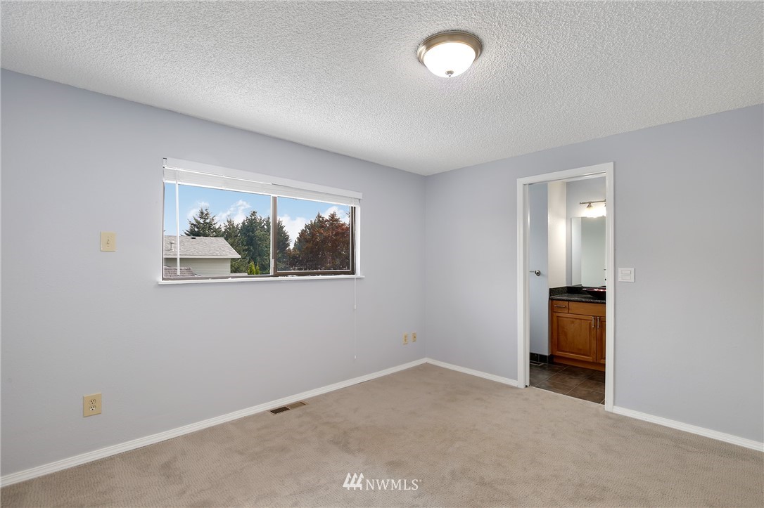 14403 Southeast 198th Street Renton, WA 98058 - Photo 12 of 25 Gallery Image 12