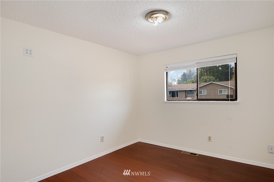 14403 Southeast 198th Street Renton, WA 98058 - Photo 15 of 25 Gallery Image 15