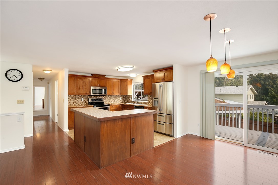 14403 Southeast 198th Street Renton, WA 98058 - Photo 7 of 25 Gallery Image 7
