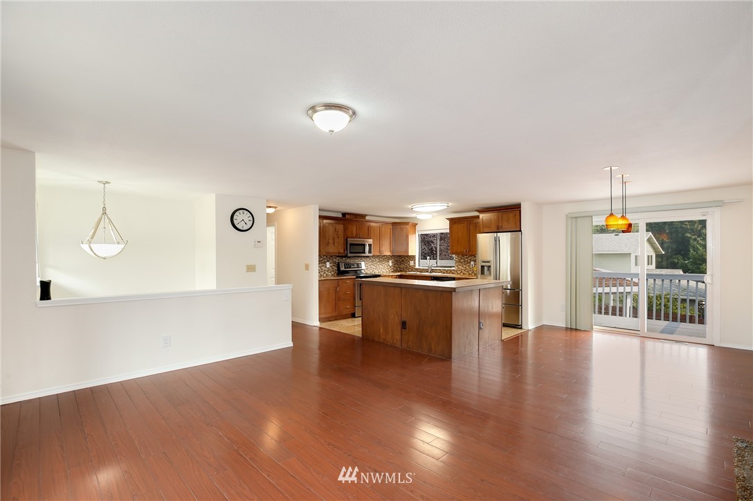 14403 Southeast 198th Street Renton, WA 98058 - Photo 9 of 25 Gallery Image 9