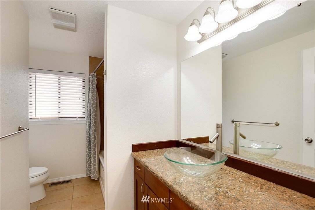 14403 Southeast 198th Street Renton, WA 98058 - Photo 10 of 25 Gallery Image 10