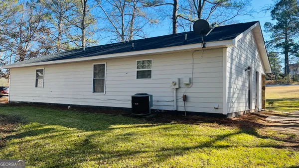 $1,525 | 1156 New Hutchinson Mill Road, LaGrange, GA 30240
