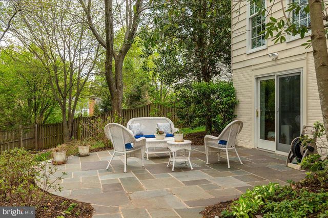 $1,566,000 | 4115 North Garland Street, Alexandria, VA 22304
