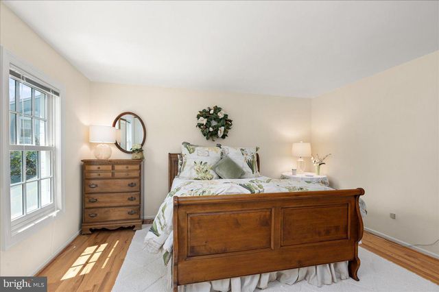 $1,566,000 | 4115 North Garland Street, Alexandria, VA 22304