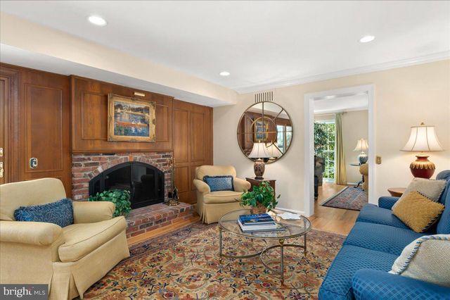 $1,566,000 | 4115 North Garland Street, Alexandria, VA 22304
