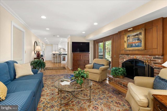 $1,566,000 | 4115 North Garland Street, Alexandria, VA 22304