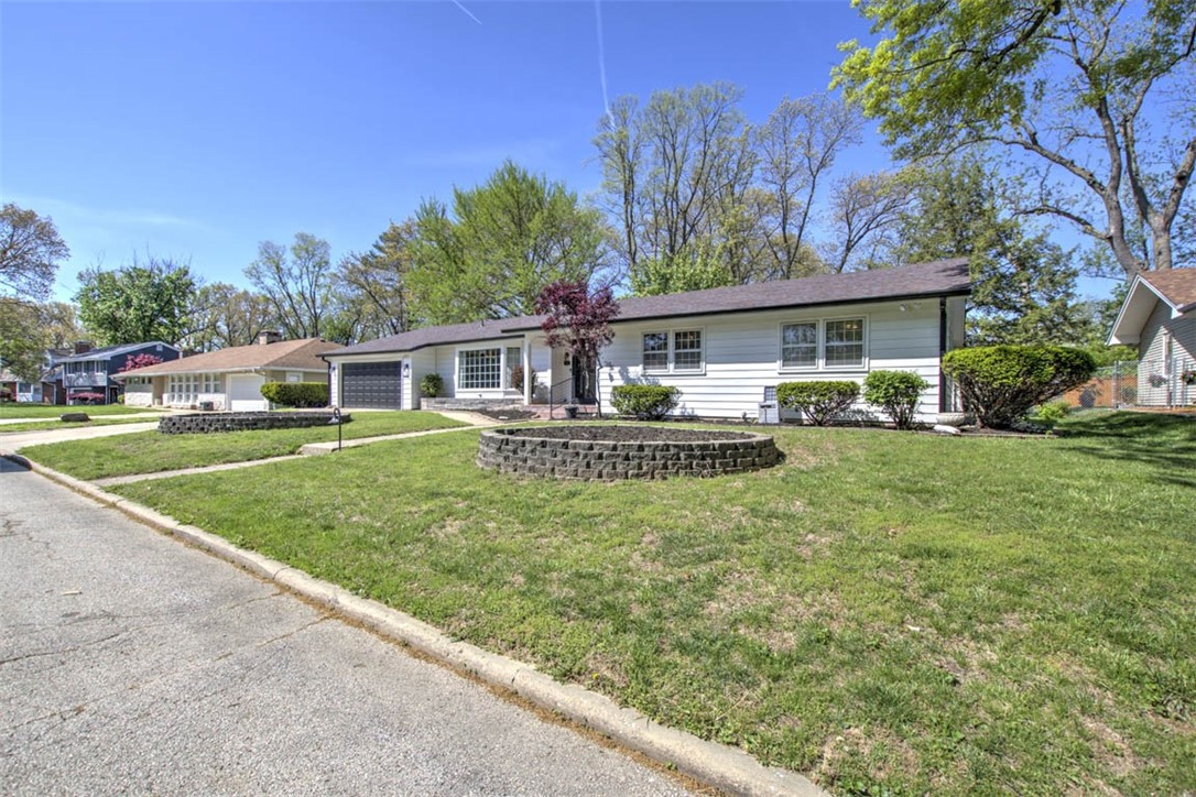 5 Eastmoreland Place Decatur, IL 62521 - Photo 8 of 32