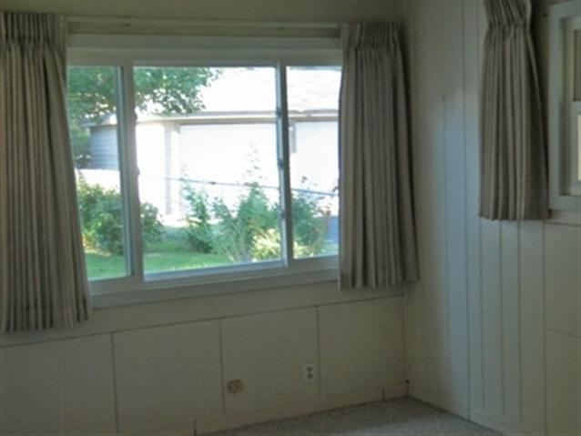 727 West Ridge Road Peoria, IL 61614 - Photo 4 of 11 Gallery Image 4