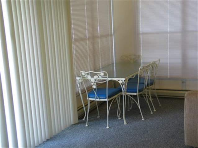 727 West Ridge Road Peoria, IL 61614 - Photo 8 of 11 Gallery Image 8