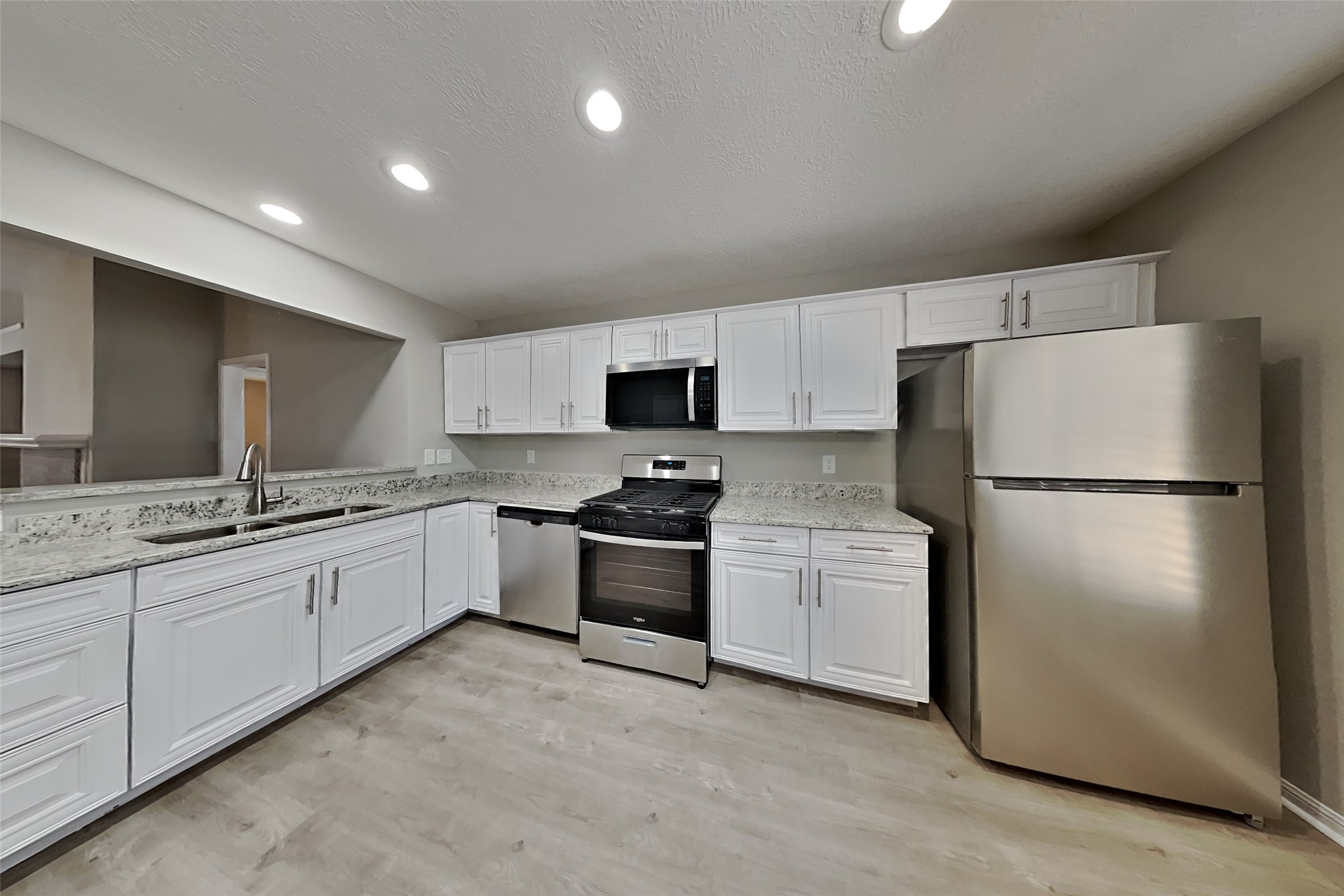 19622 Westbridge Lane Spring, TX 77379 - Photo 4 of 14