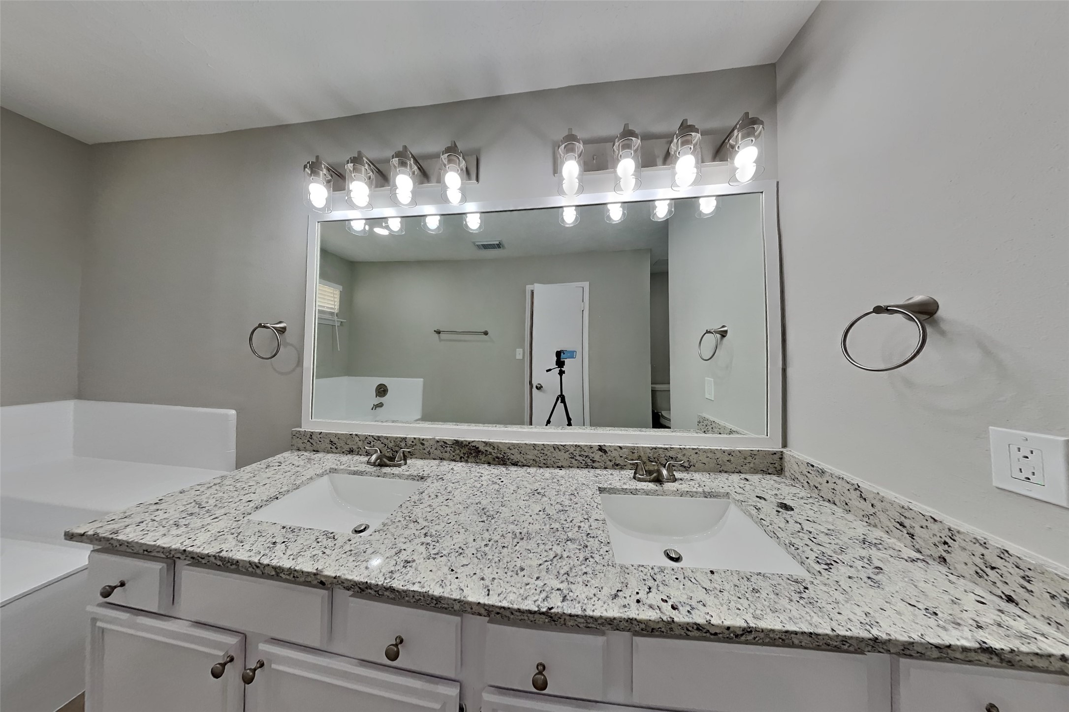 19622 Westbridge Lane Spring, TX 77379 - Photo 8 of 14