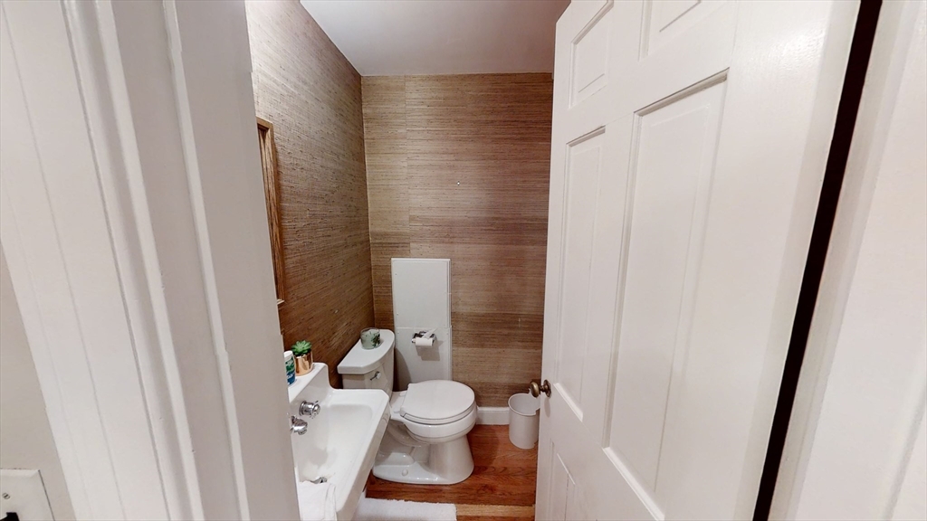 78 Draper Road Wayland, MA 01778 - Photo 11 of 14 a bathroom with a sink and toilet