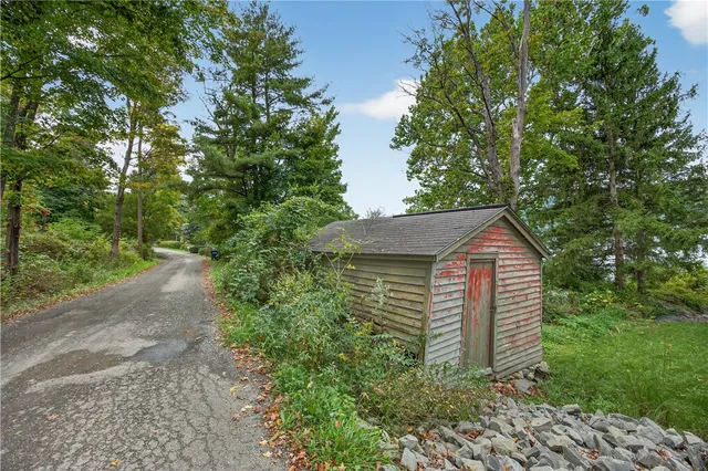 $1,105,000 | 14721 Keuka Village Road, Wayne, NY 14837