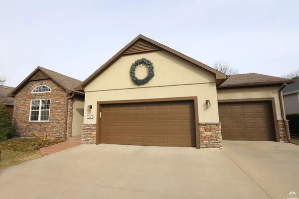 $449,900 | 316 Santa Fe Drive, Baldwin City, KS 66006