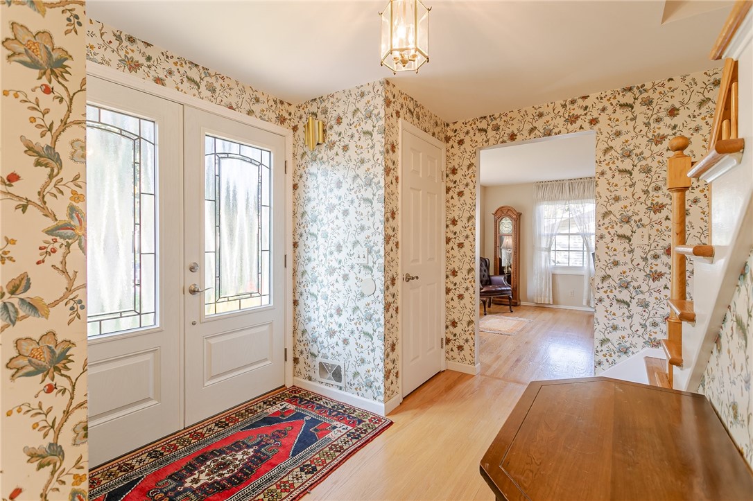 79 Barnfield Road Henrietta, NY 14534 - Photo 12 of 47