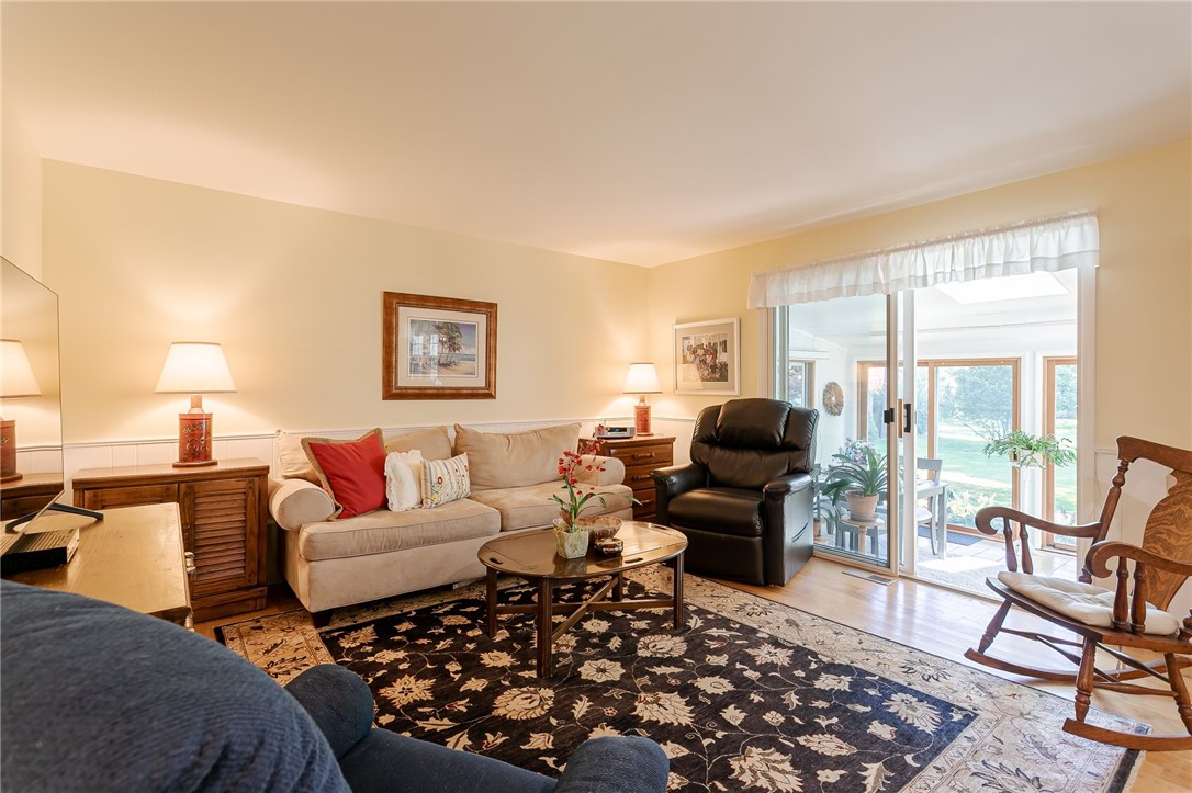 79 Barnfield Road Henrietta, NY 14534 - Photo 23 of 47