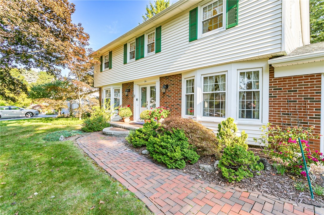 79 Barnfield Road Henrietta, NY 14534 - Photo 3 of 47