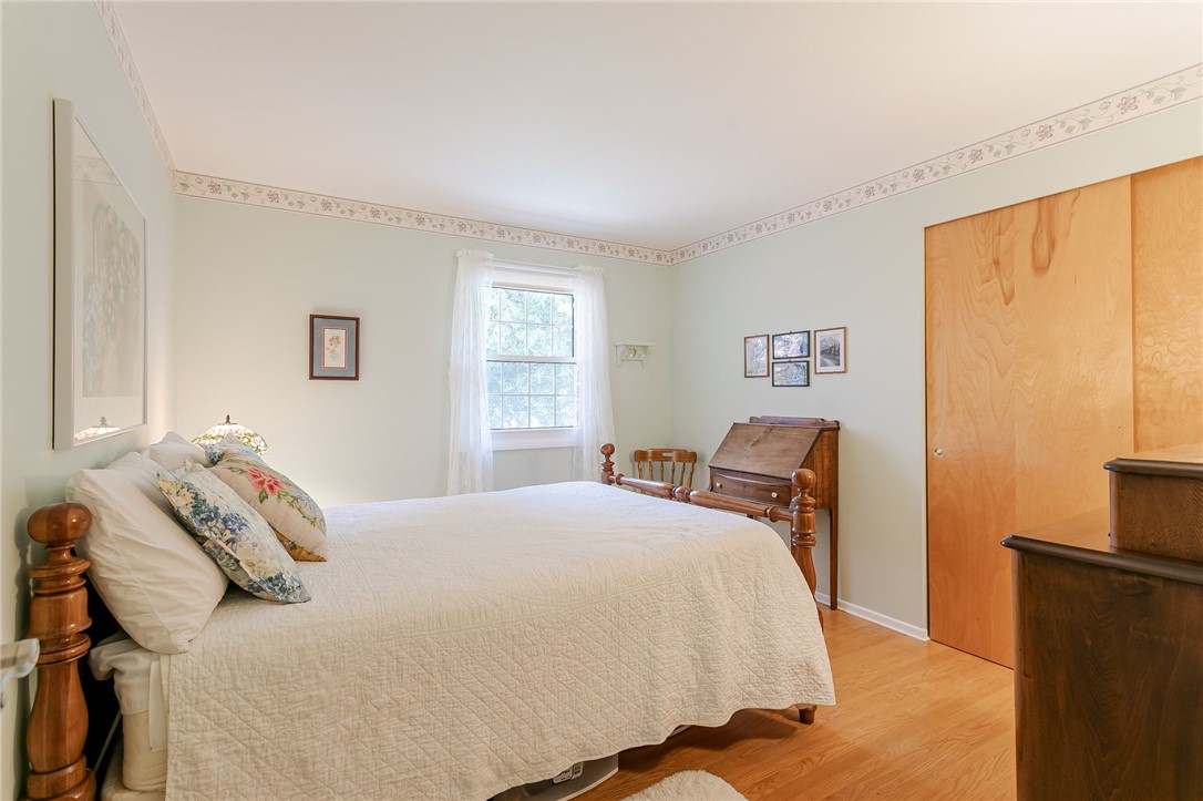 79 Barnfield Road Henrietta, NY 14534 - Photo 32 of 47