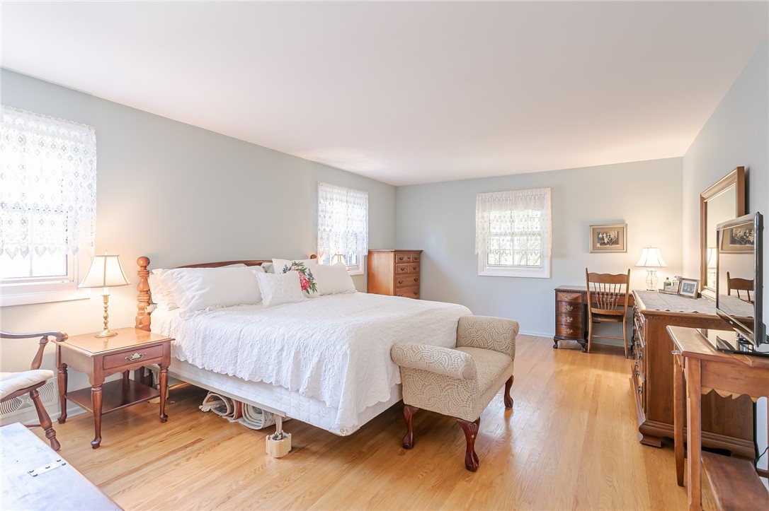 79 Barnfield Road Henrietta, NY 14534 - Photo 33 of 47