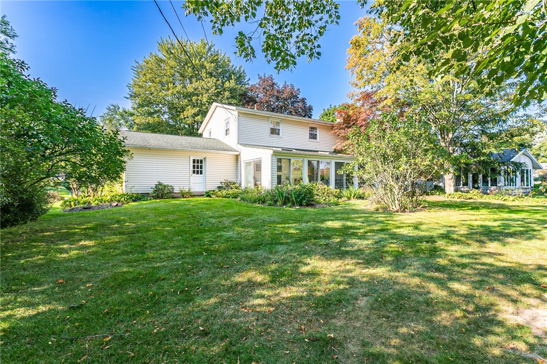 79 Barnfield Road Henrietta, NY 14534 - Photo 10 of 47