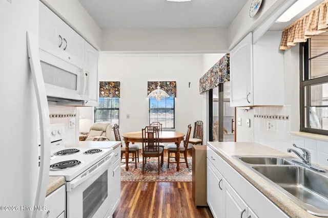 $225,000 | 505 Country Club Villa Drive, Unit 5, Shallotte, NC 28470