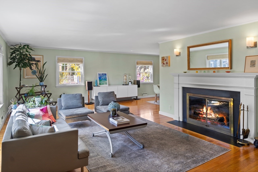 15 Monadnock Road Arlington, MA 02476 - Photo 3 of 19 Gallery Image 3