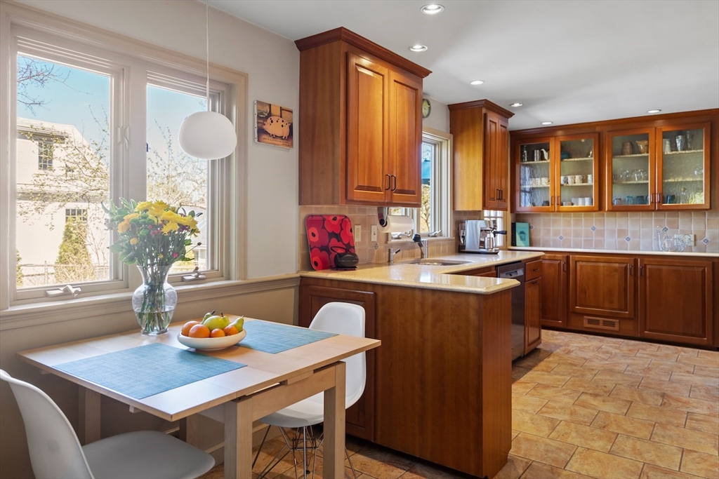 15 Monadnock Road Arlington, MA 02476 - Photo 5 of 19 Gallery Image 5