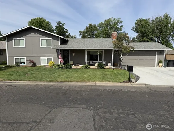 $489,900 | 2288 Granite Drive, Walla Walla, WA 99362