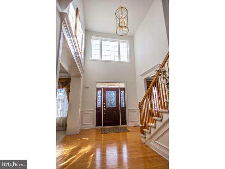 210 Tremain Road Bensalem, PA 19020 - Photo 3 of 25 Foyer