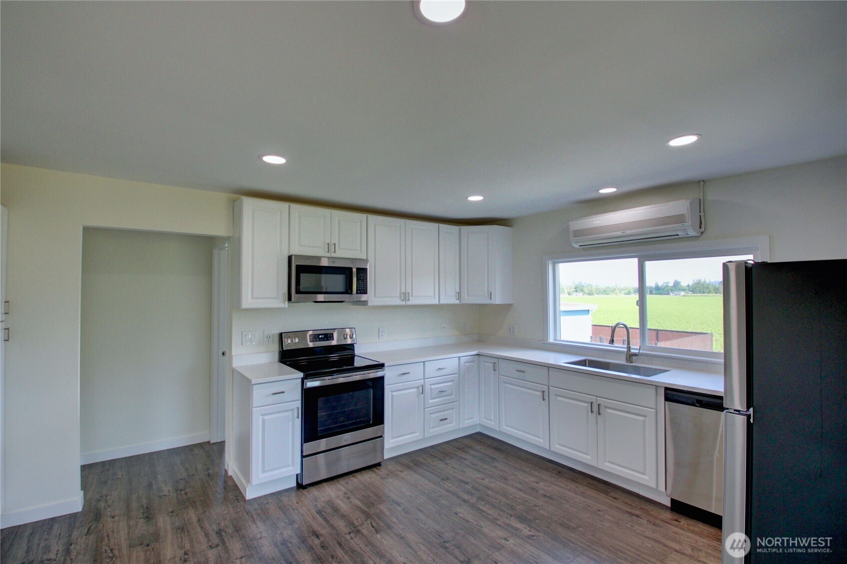 11132 Sterling Road Sedro-Woolley, WA 98284 - Photo 7 of 30