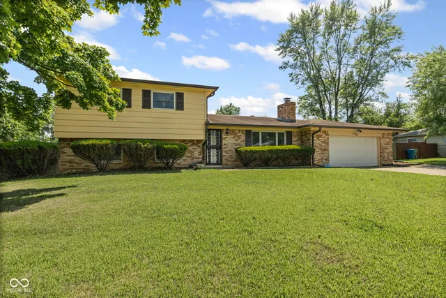 $299,900 | 1715 West 63rd Street, Indianapolis, IN 46260